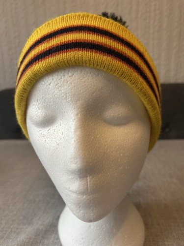 Arsenal bruised banana beanie